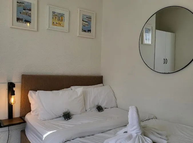Apartament Seaside Ground Floor Flat Wifi & Free Parking