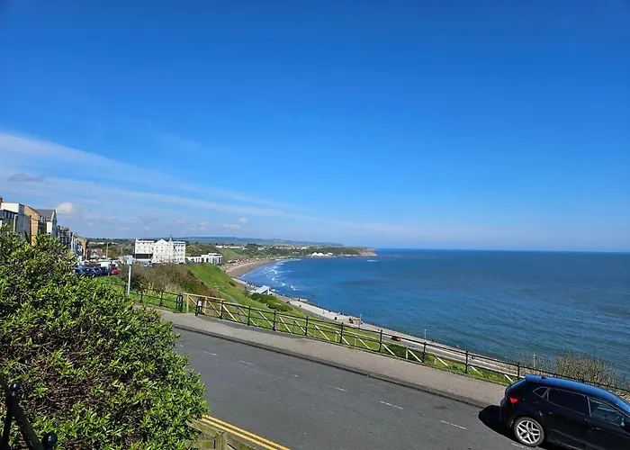 Seaside Ground Floor Flat Wifi & Free Parking Scarborough